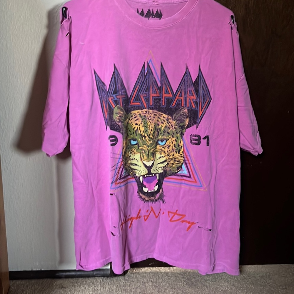 Def Leppard T shirt